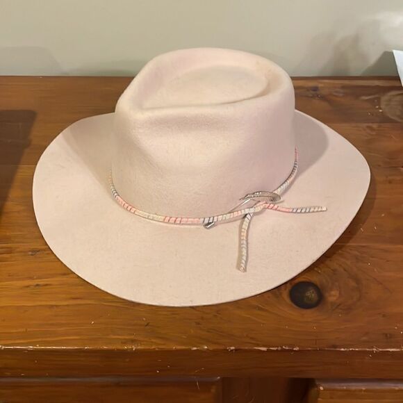 Free People Vaughn & Co Felt Wool Faith Feather Fedora - Picture 1 of 12